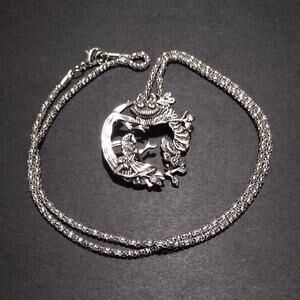 Alice in Wonderland Cheshire Cat Pendant Necklace Christmas Halloween Birthday